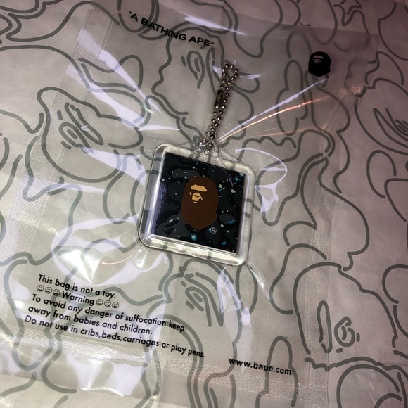 Bape space camo keychains - Picture 3 of 5